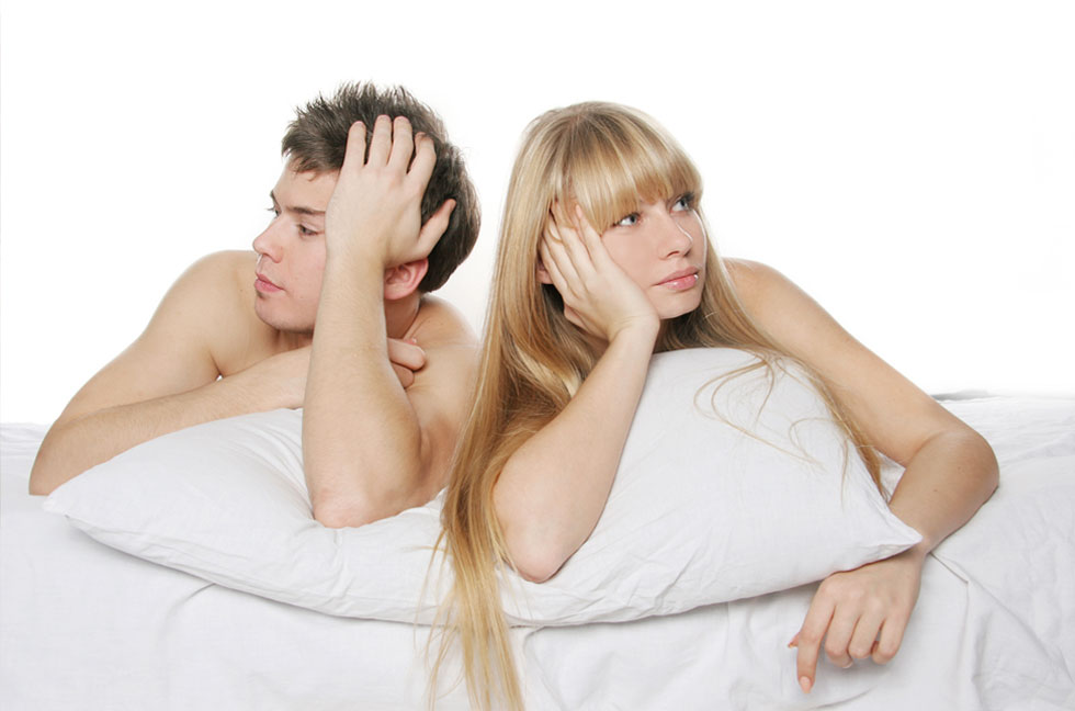 Pourquoi les époux disputent au lit