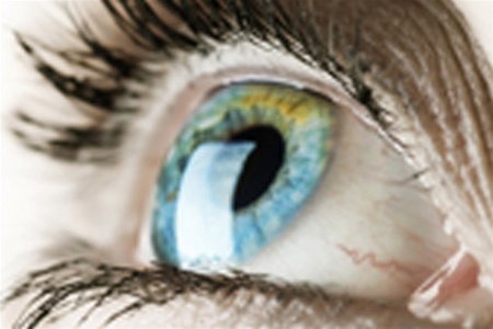 Les yeux de la femme peuvent effaroucher l’homme