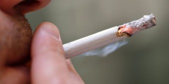 Le tabac influence l’activité sexuelle des hommes et la taille du pénis
